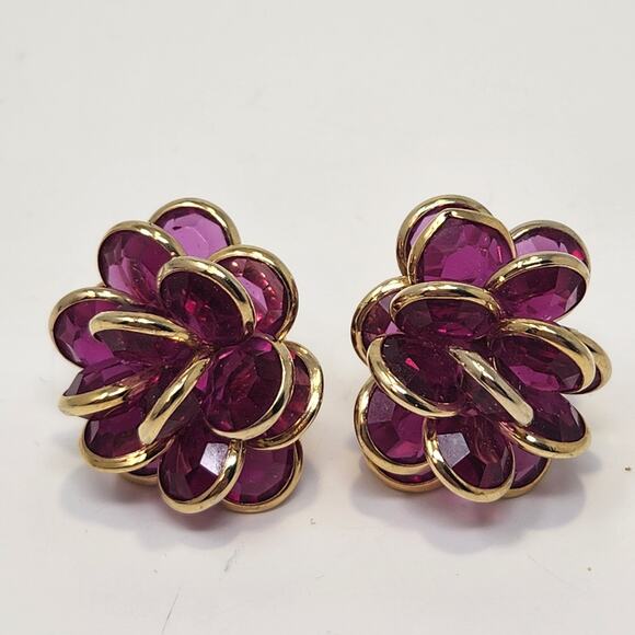 Swarovski Pink Crystal Bezel Set Cluster Large Clip On Earrings Gold Tone Signed - Picture 1 of 6